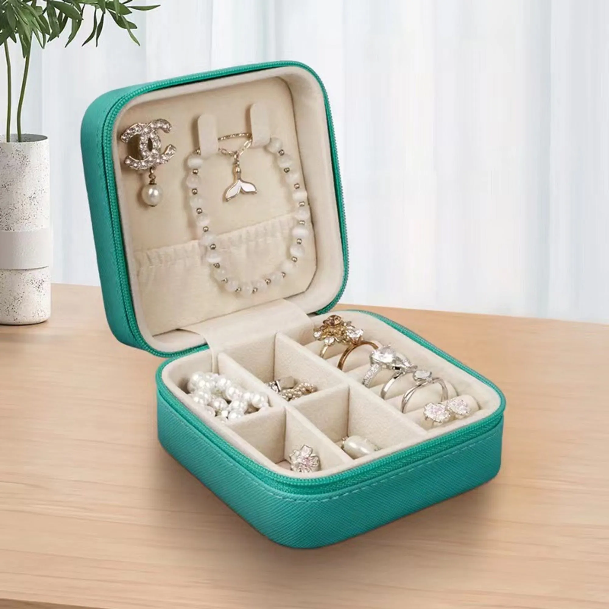 EG10268 Zip Around Square Jewelry Box