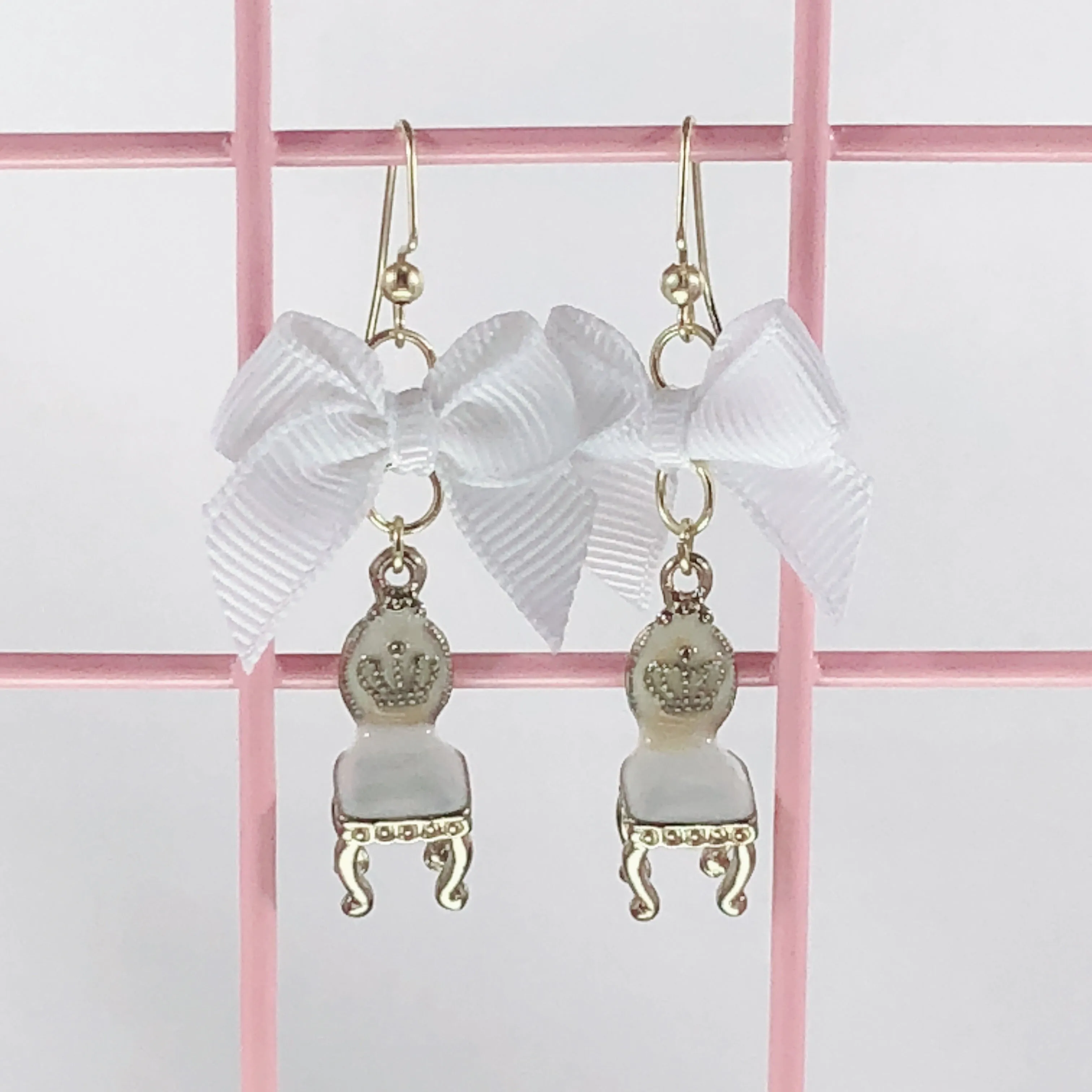 Fancy Chair Earrings (3 Colors)