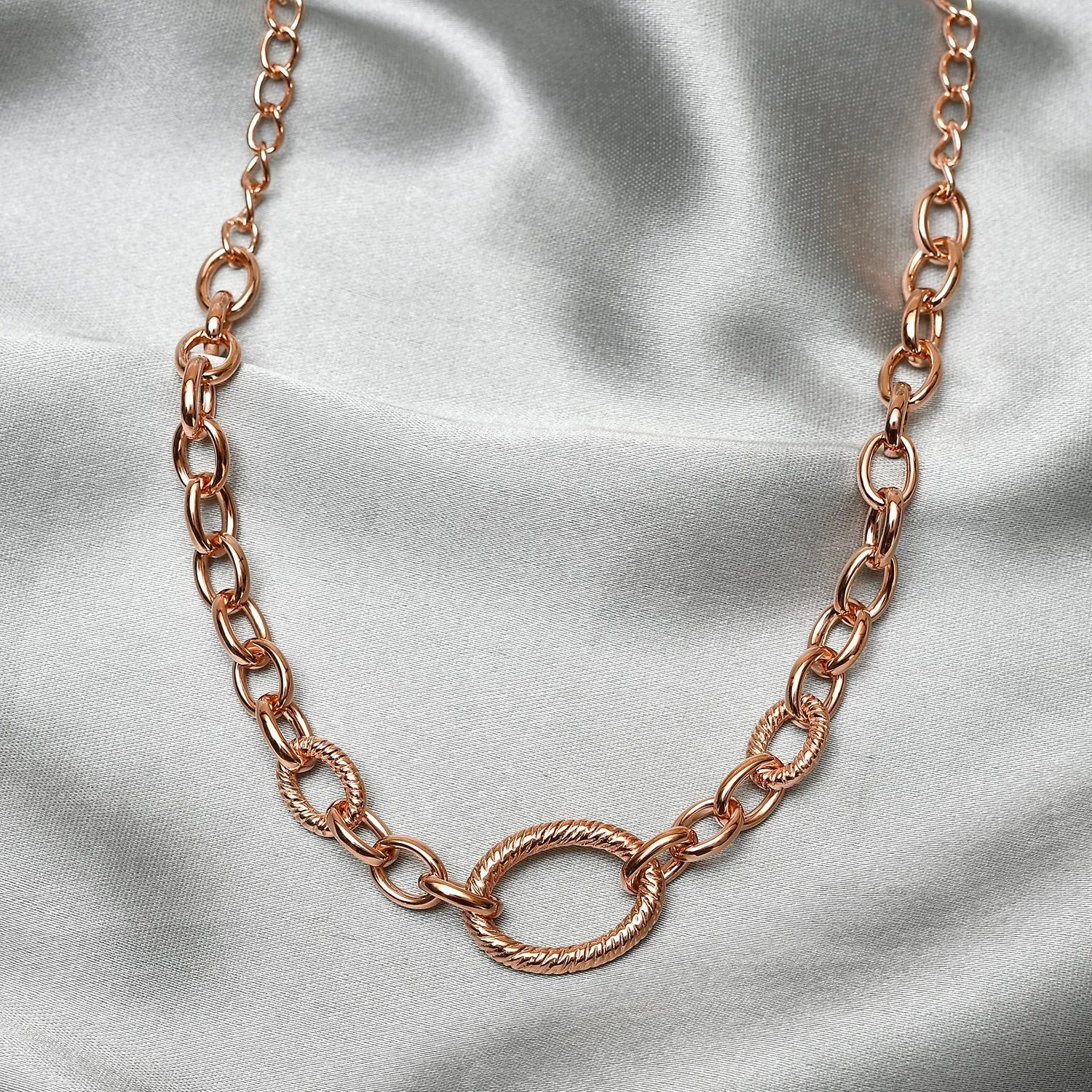 Ocean Link Necklace