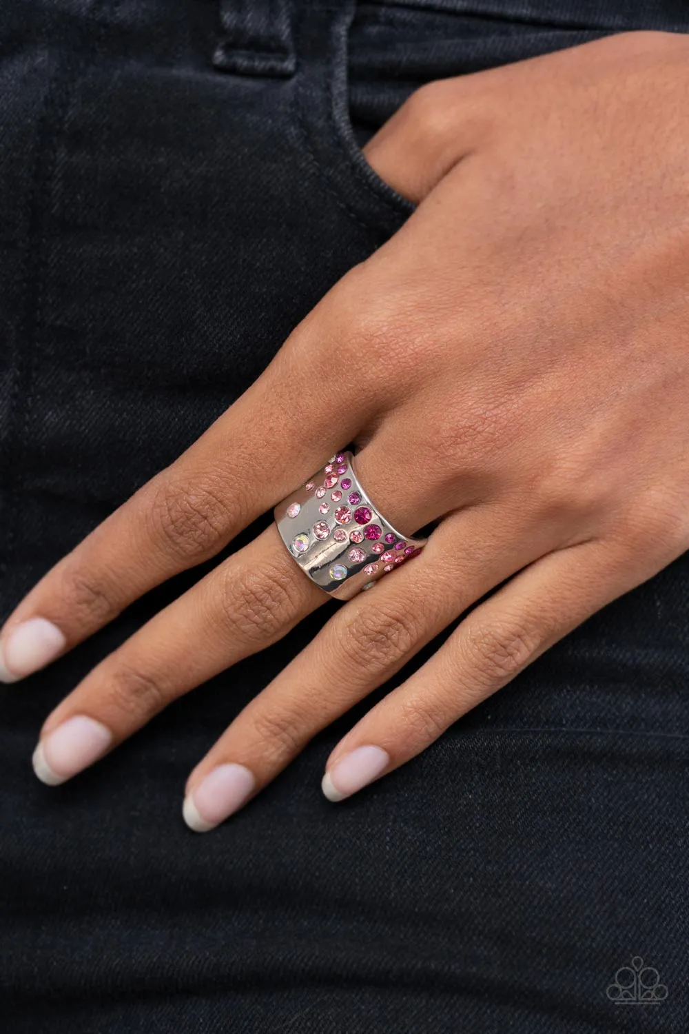 PAPARAZZI Sizzling Sultry - Pink RINGS